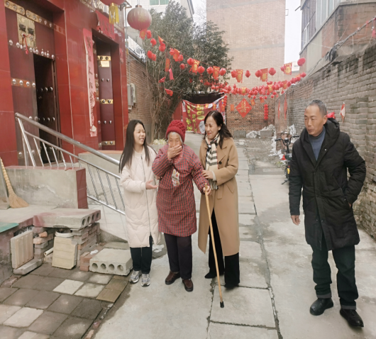 瑟瑟冬日 暖暖溫情——公司黨委、工會開展“送溫暖、送祝福”活動